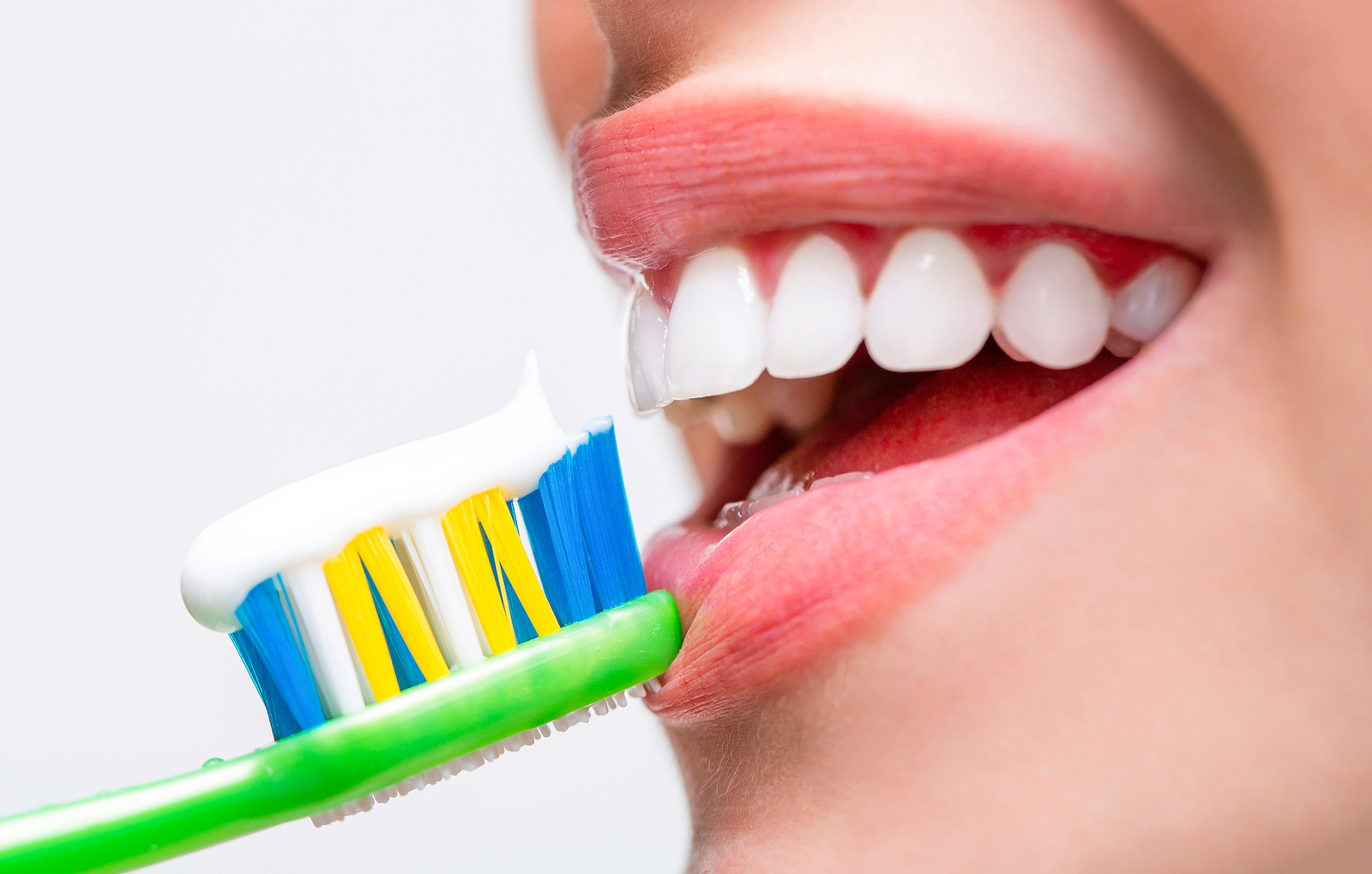 Is My Toothbrush Full Of Germs?