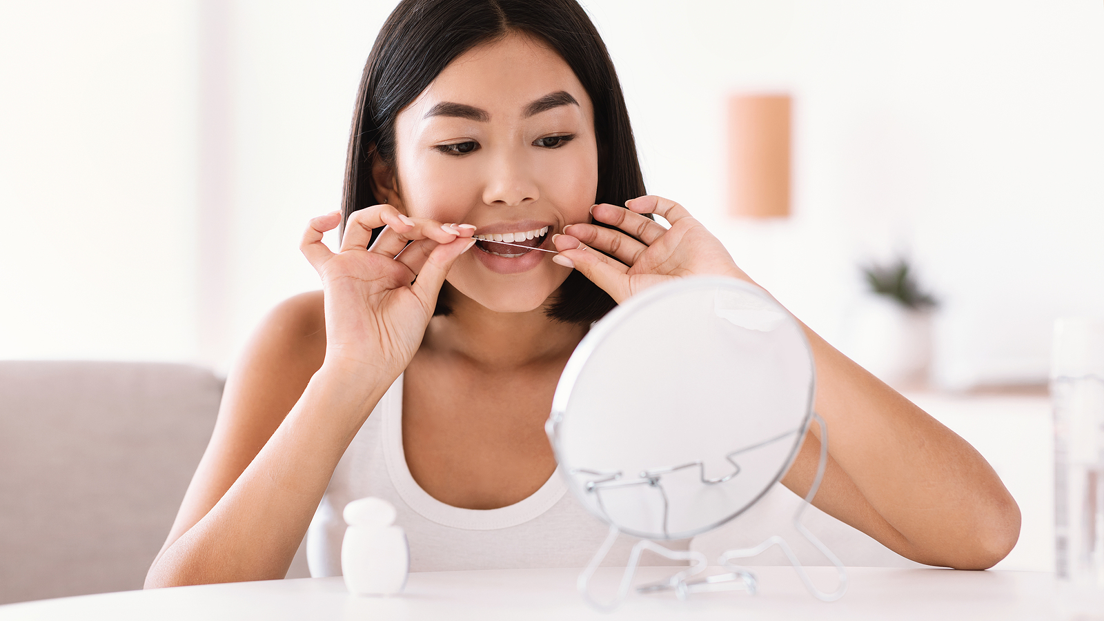 Comparing Types Of Floss